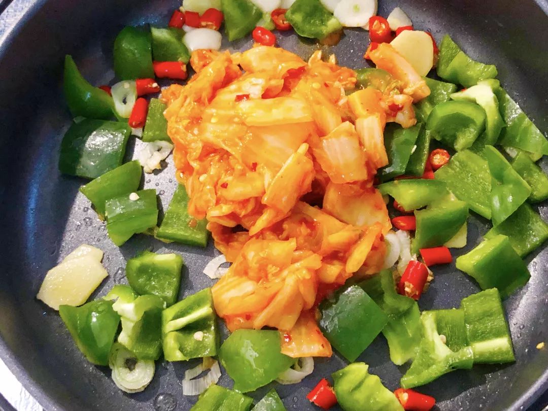 泡菜怎么做不会坏掉 9cc614ca9d334777a27259f17e2760c9.jpeg