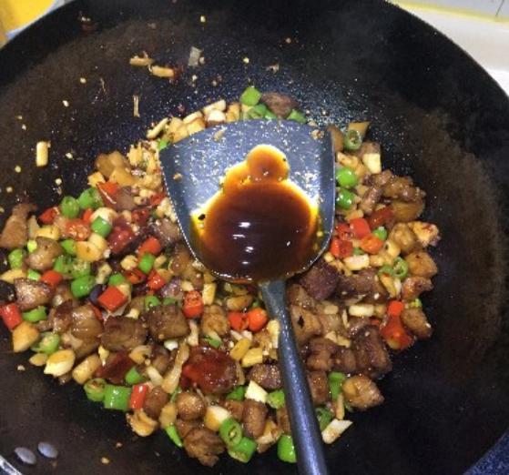 炒什么菜需要放蚝油呢 ad33acbb9dc14487ad4247cb8d1c761a.jpeg