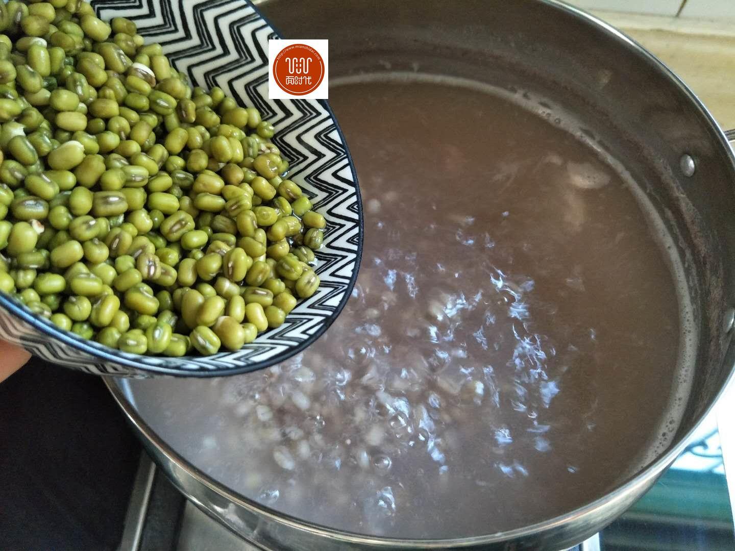 绿豆加什么米好吃 d6a691ef555445dba3b46db9e011e798.jpeg