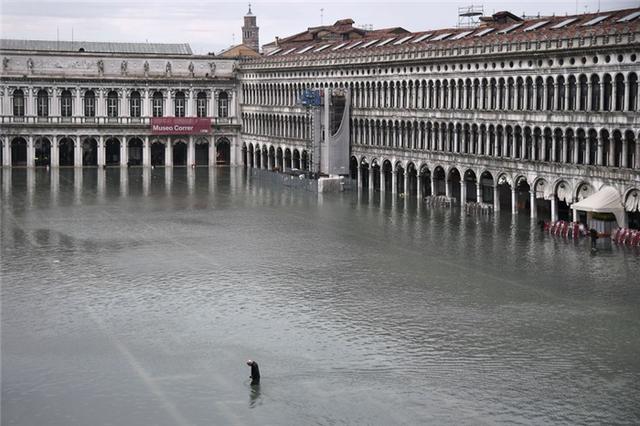 威尼斯50年最惨水灾淹掉古迹广场超过85土地在水下