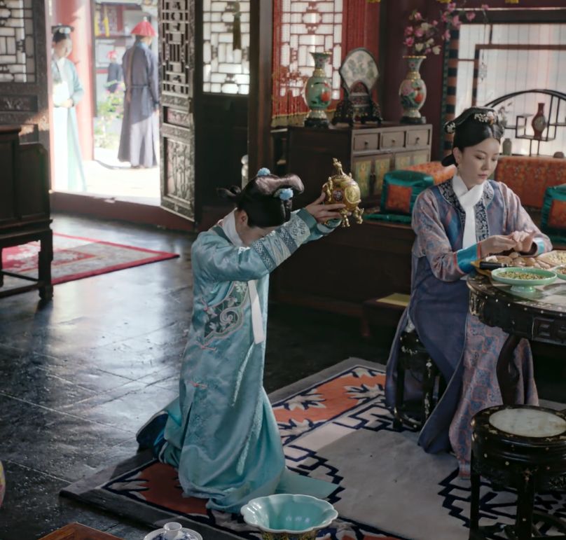 如懿传:魏嬿婉不过就是一个宫女,为何皇后嘉妃欺负嬿婉?