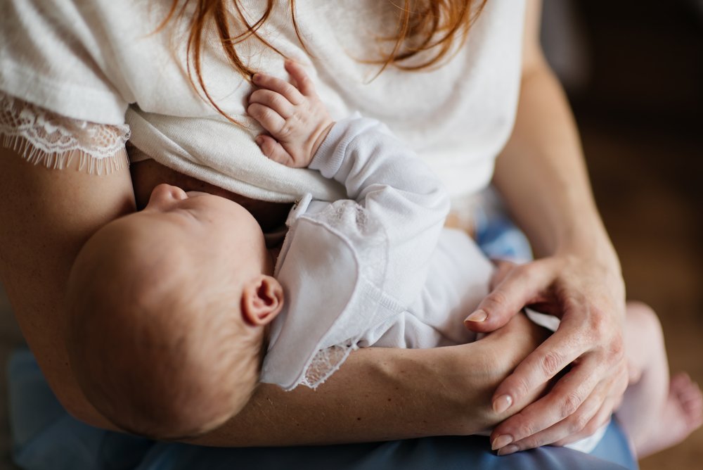 母乳喂养 乳头混淆  乳头破裂或疼痛 产奶量不足 问题及解决方案