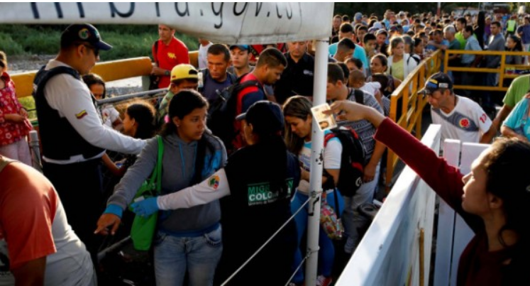委内瑞拉护照已收窄 移民要先过签证这面围墙