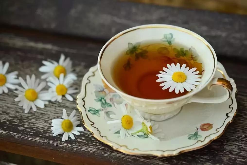 人生,何尝不似一杯茶?