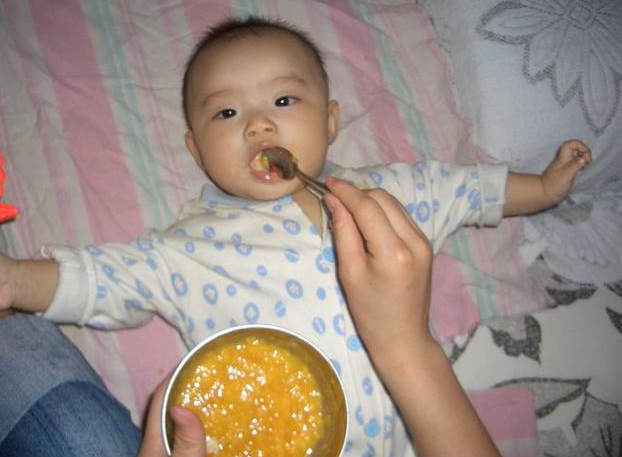 樱桃育儿经■劝告：冬季带娃，少给孩子吃3物，比辣条更垃圾，容易积食不长个