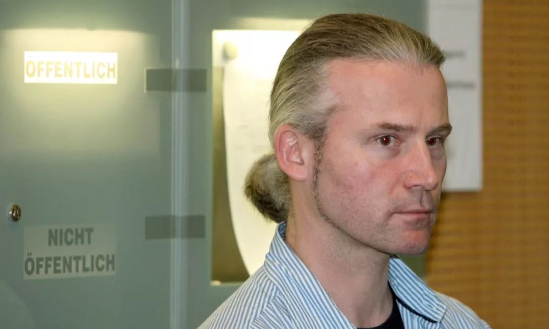 �������Ů�����𾪵¹�����������