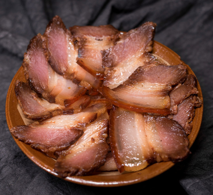 彝族年感受彝族风情体验原生态美食
