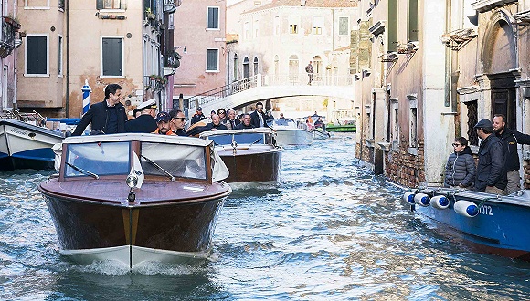 意大利威尼斯因洪水进入紧急状态，专家警告：新防洪工程撑不了50年