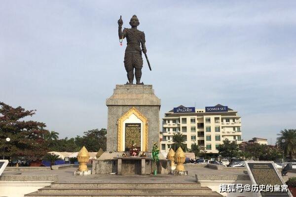 原创老挝历史末代国王二战时领导老挝人抗日退位后被送去劳改而死