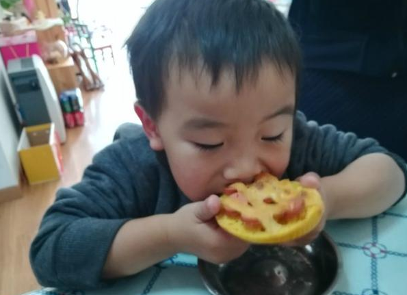 樱桃育儿经■劝告：冬季带娃，少给孩子吃3物，比辣条更垃圾，容易积食不长个