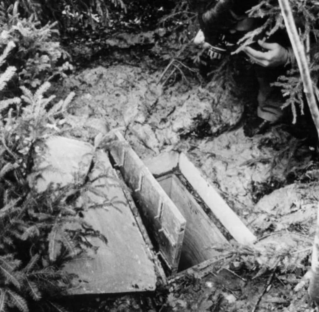 �������Ů�����𾪵¹�����������