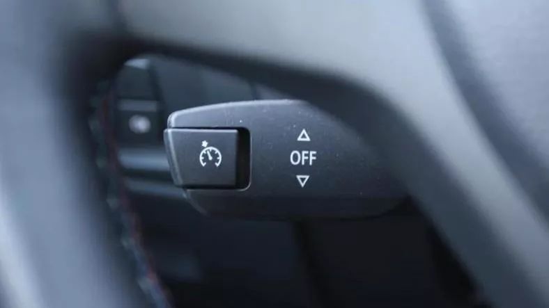 啥是自动巡航 f7dde94b6aa74031b8c9f4fb5c010624.jpeg