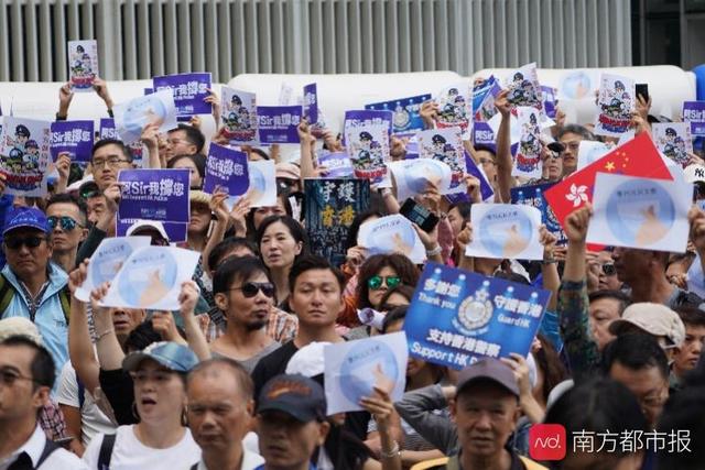 “香港市民受够暴力行为了”，港人期待更有力止暴制乱