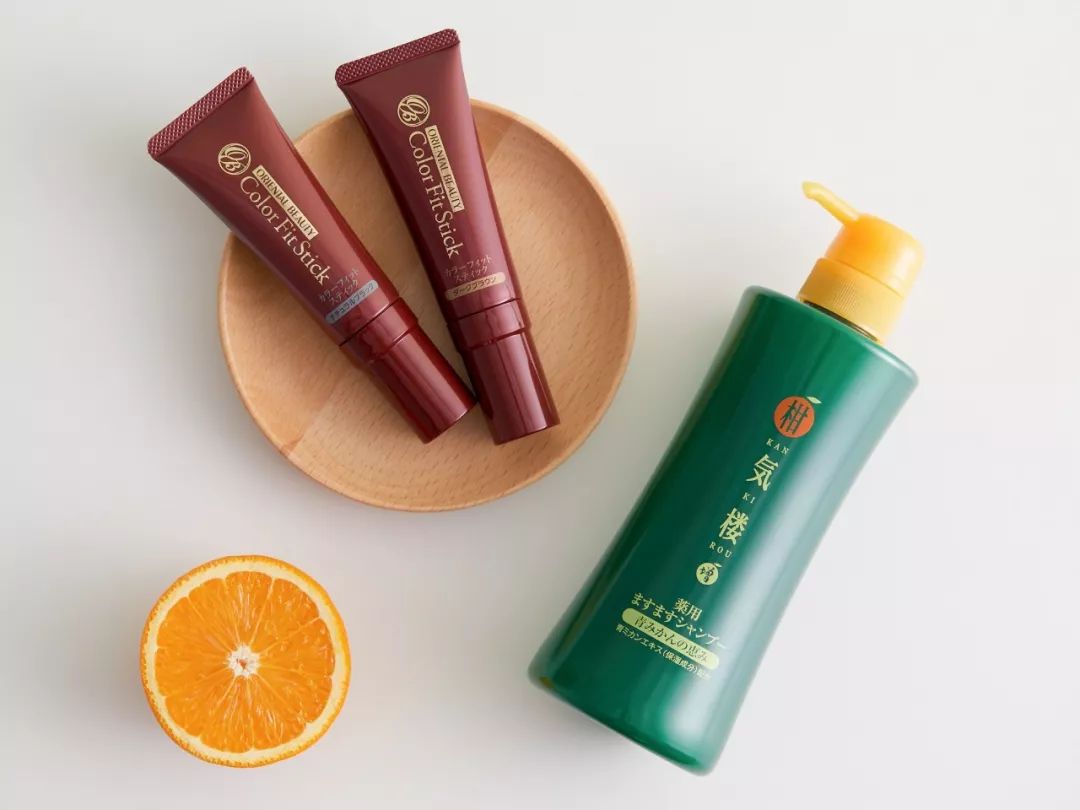 有柑橘香味的洗发水 洗完蓬松轻盈 发质越来越好 头皮