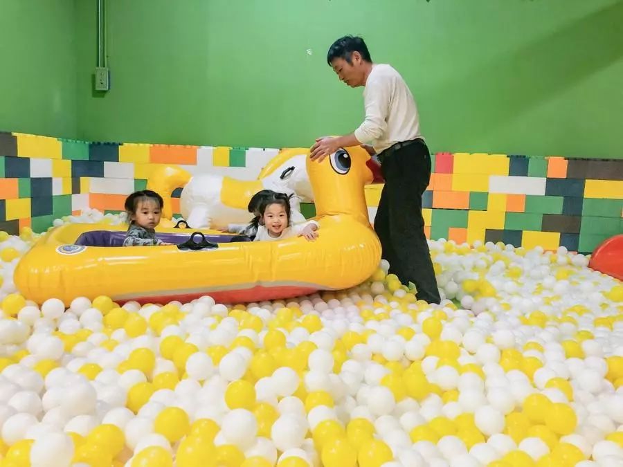 海洋球视频大全集 a5617f3efadb4698ab92795bd9b35844.jpeg