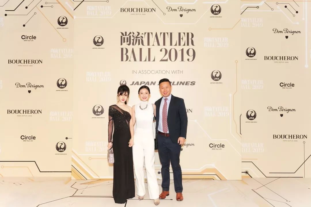 2019 tatler ball红毯直击!"亚洲卓别林大奖"花落谁家