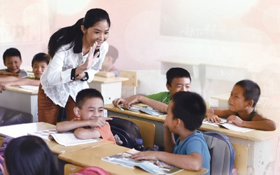 在中国，教师工资到底有多高？网友：知道真相的我眼泪掉下来！