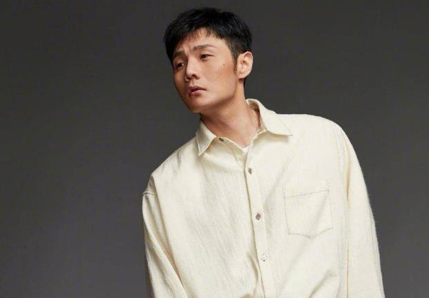 结婚后粉丝爬墙王俊凯 李荣浩回应 等小凯结婚了抓紧回来