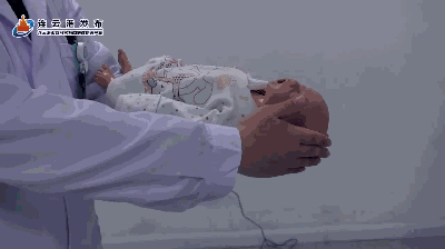 急救法海姆立克动图 439ae18d0f2e4b8ca6ae91b5987639af.gif