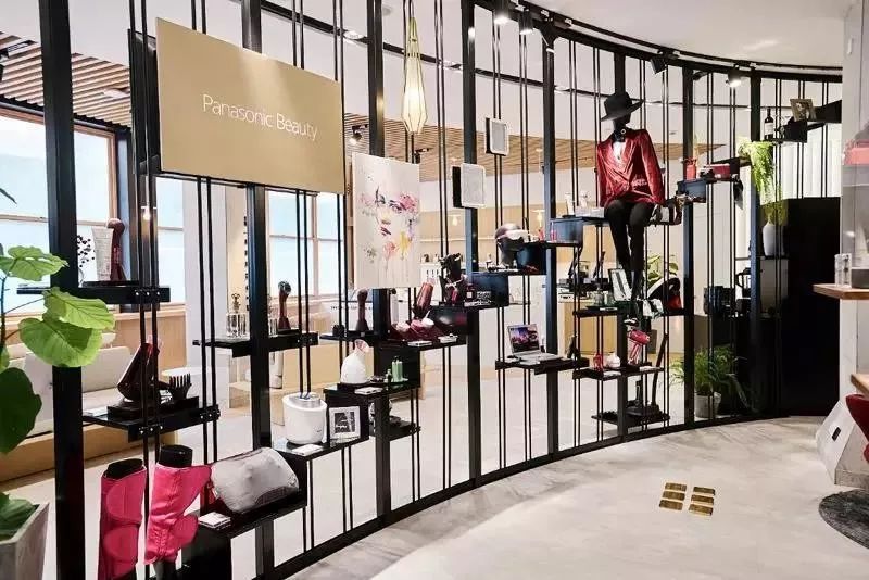 松下国内首家旗舰店来了，引入咖啡、SPA、养老