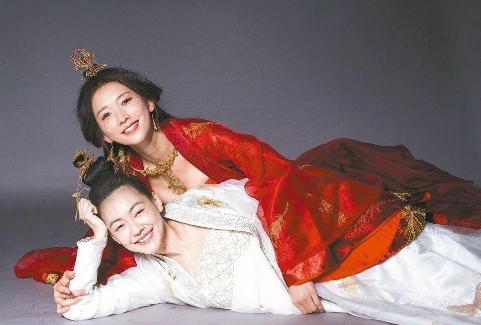林志玲结婚为何请宿敌小s！俩人私下关系好，小
