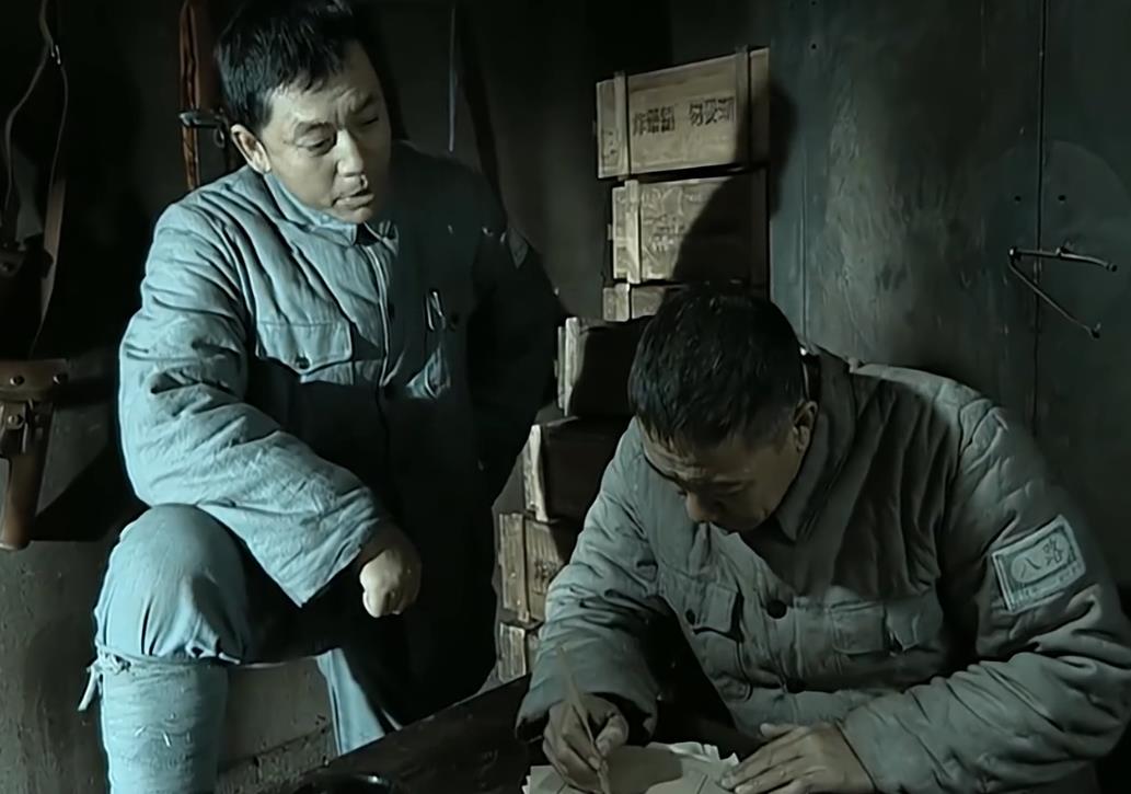 原创亮剑打不赢暗刀,在李云龙生死关头,赵刚丁伟为什么不出手相助?