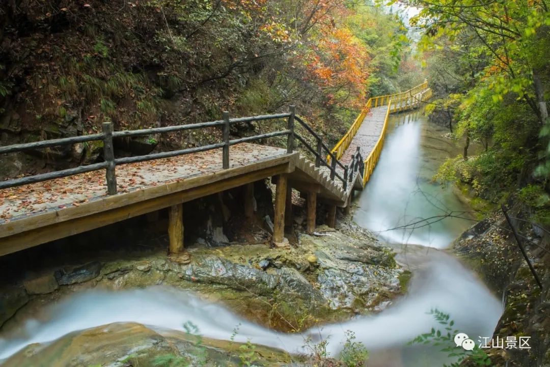 距离秦岭江山景区闭园