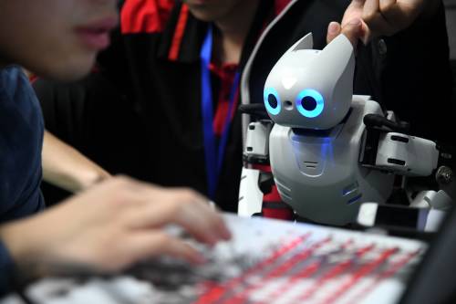 AI鼻祖：中美人工智能竞赛，白宫可能“反应过激”……