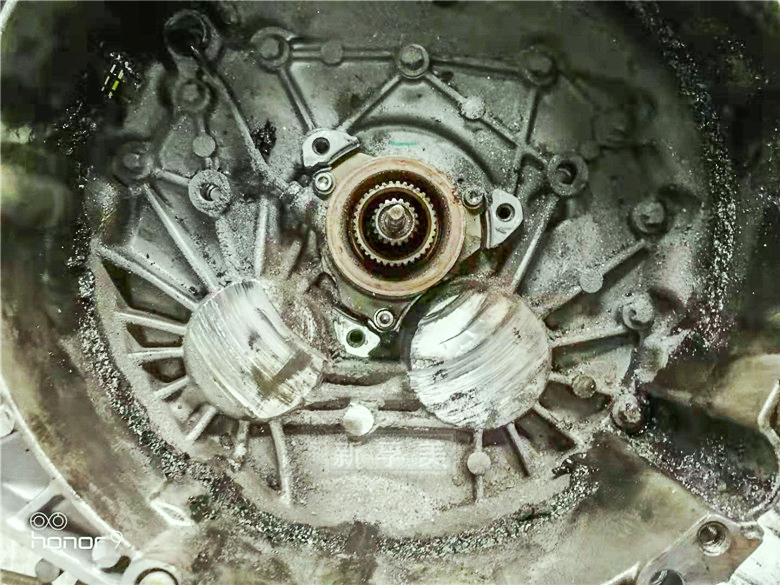 自动挡变速箱维修资料 6eb9a4beb84b487995b30f4ccbffd317.jpeg