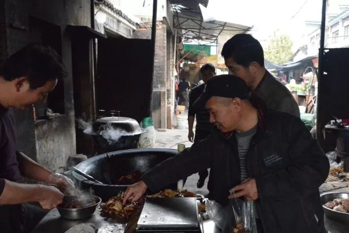 双林有多少人口_双林居土美女公园迷人