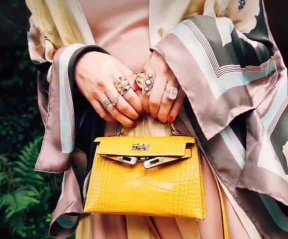 ȫ���ֵ�Ĵ��ư������ļ���?