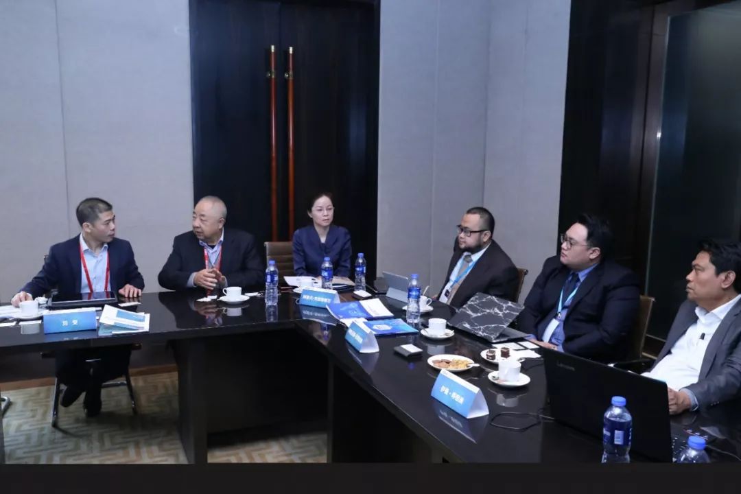 四达集团董事长_洪达集团董事长王辉(2)
