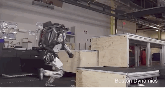 波士顿动力1000台机器狗明年上市了！但其CEO称人类不能给机器人配备武器