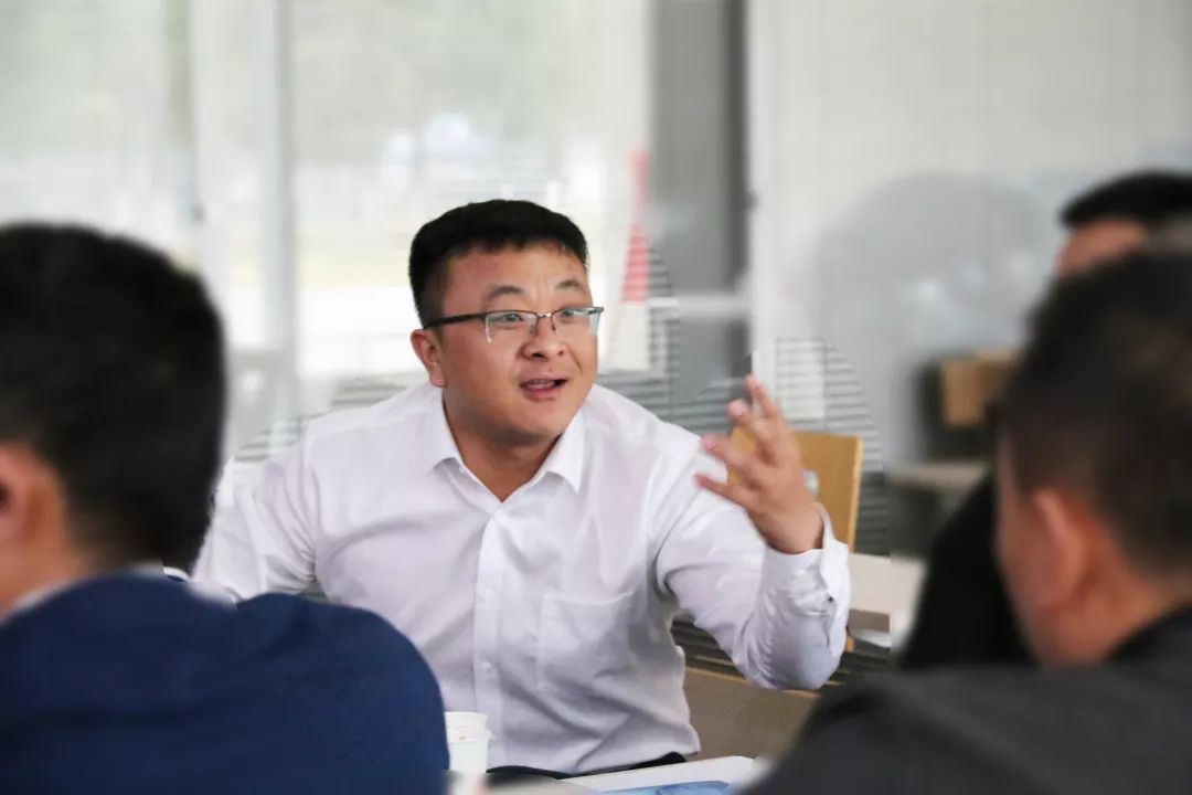 装饰生产经理 d506d2f5309c474792989478da502bf7.jpeg