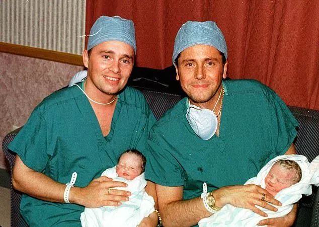 创英国历史的同性恋伴侣离婚 原因是…