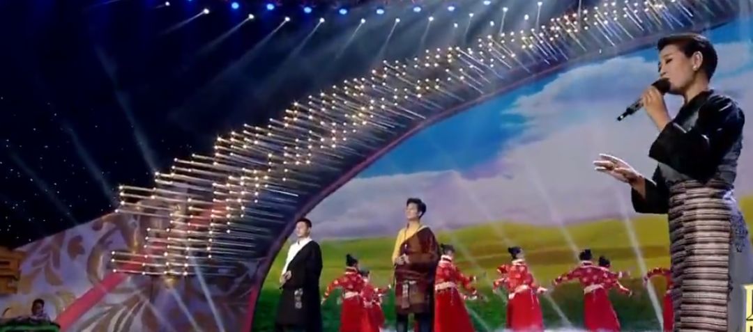 降央卓玛与兄弟俩唱《天边》第一次听,原来这