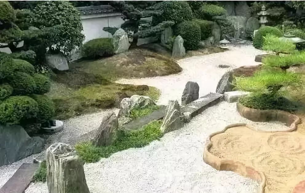 成语玩命猜一座庭院_成语玩命猜900图解(2)