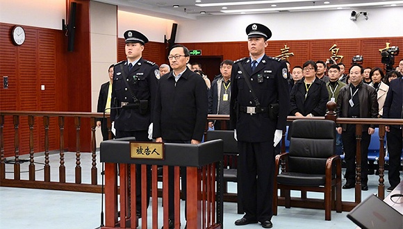 江苏省原副省长缪瑞林受贿720万，一审获刑十年半