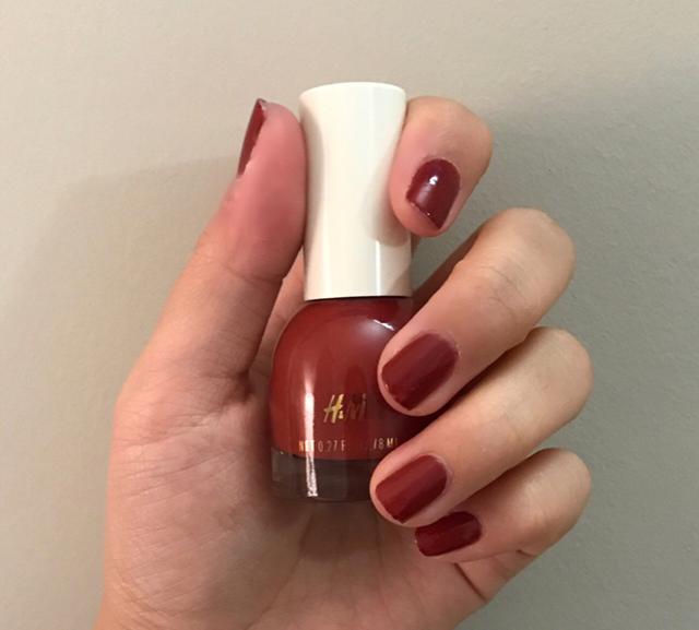 适合秋冬的指甲油 从香奈儿到hm 这几款也太美了吧 可人女性资讯网
