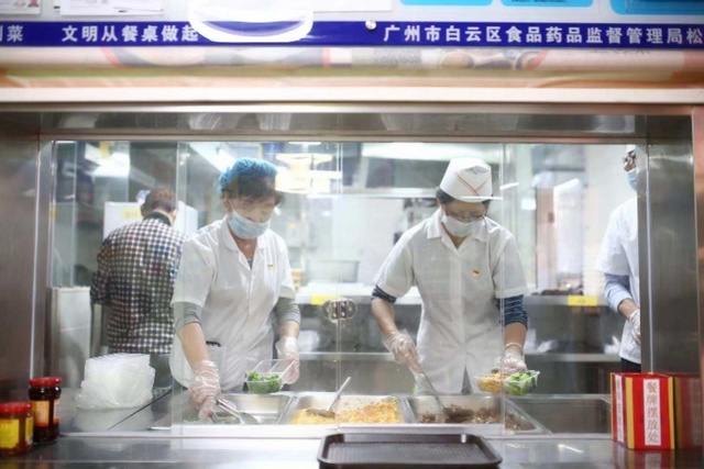 15分钟配送200份外卖！广州白云区两年为老人配餐129万次