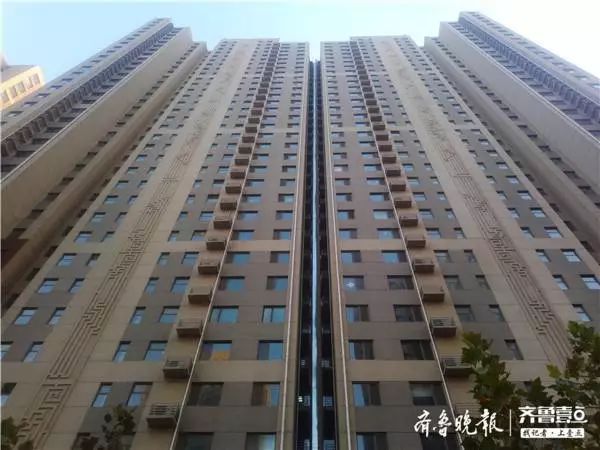 事发泰安泰山公馆一女士从33楼坠下不幸身亡