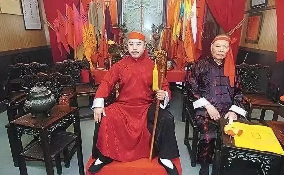 点击图片看原样大小图片