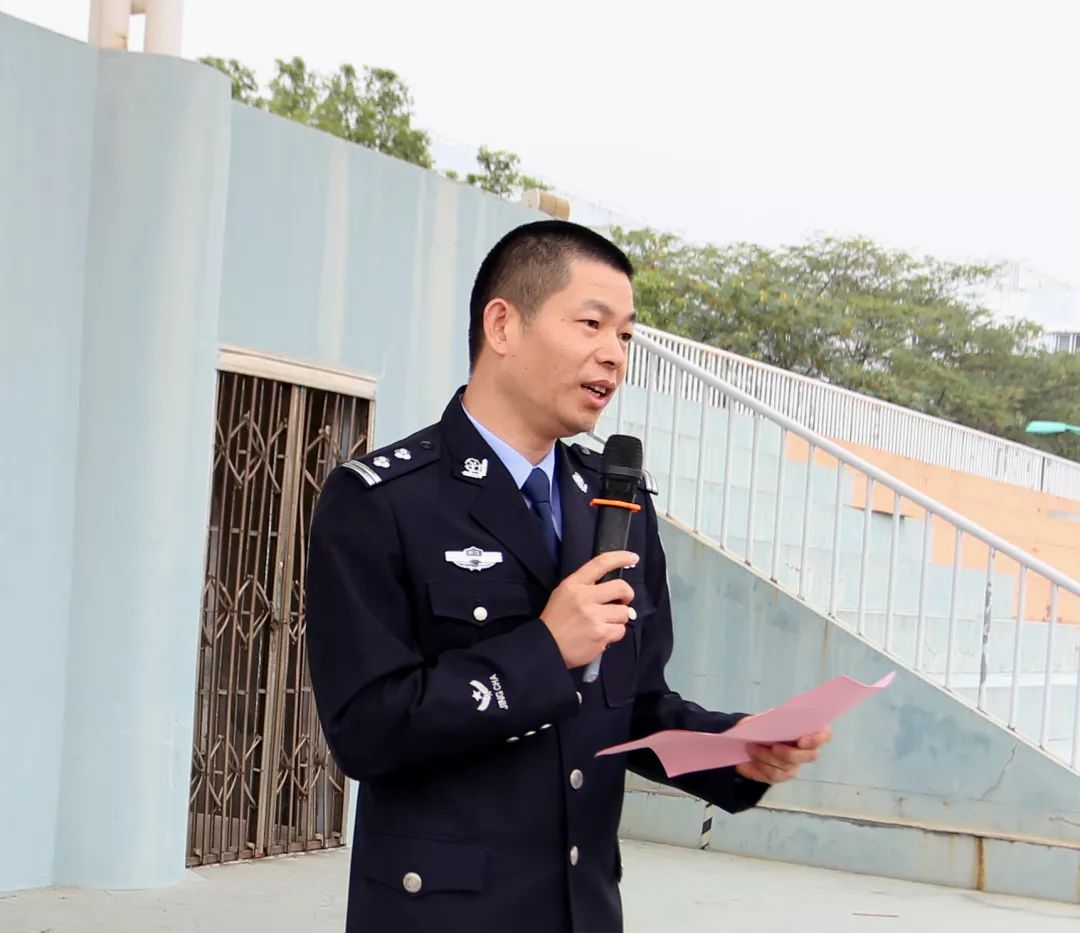 最美警察孙利峰与他的孙利峰班