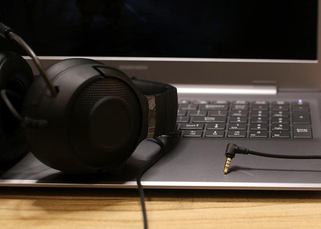 电脑怎么开麦克风直播 0ae202a1ab684816acc7c94bb348f873.jpeg