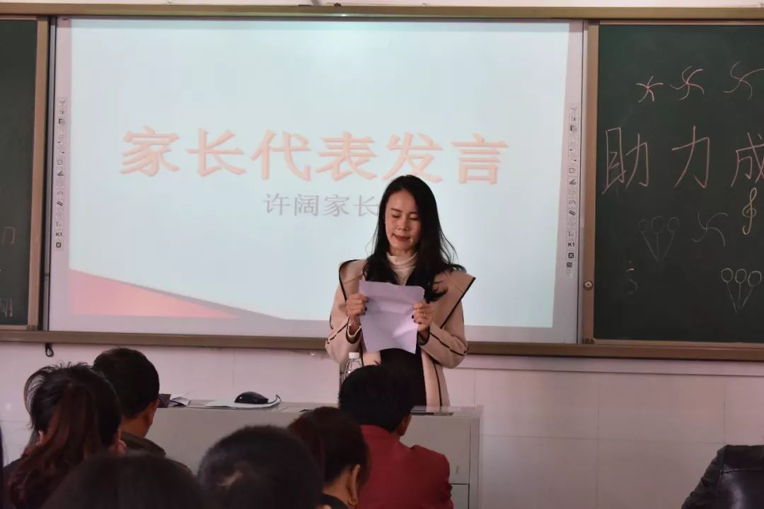 中专以上学生算家常住人口_常住人口登记卡