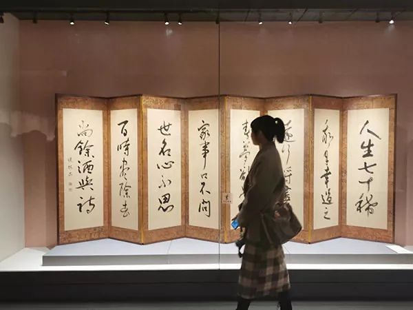 什么是书画展的装裱 1a11a73343094184a9c432ffe8eb0f8c.jpeg