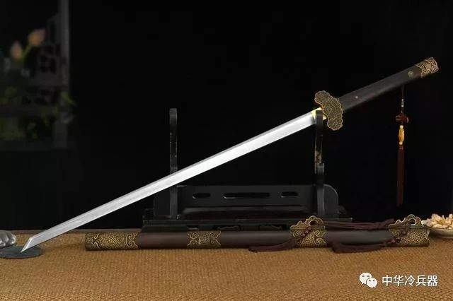 黄銅鞘―傾国牡丹唐刀（亮銅金）古兵器 武具 刀装具 日本刀 模造