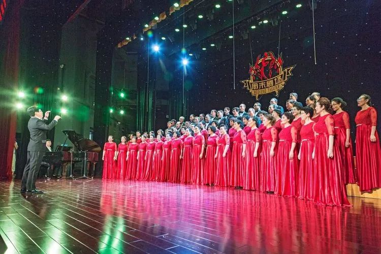 音乐现场合唱推荐 672d35b0125249e6bdc84a8c516fce0f.jpeg