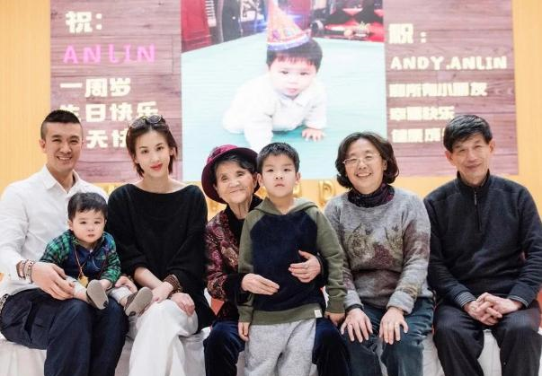 婆婆妈妈综艺第一季成员 b7a05b7135c546d7a64bab4f20269c43.bmp