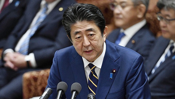 安倍晋三已是在任最长日本首相,他的政治遗产也能同样载入史册吗?